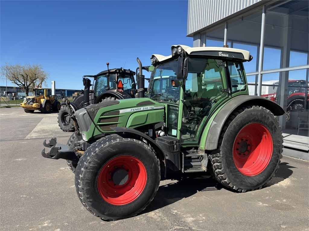 Fendt 210 S Traktorer