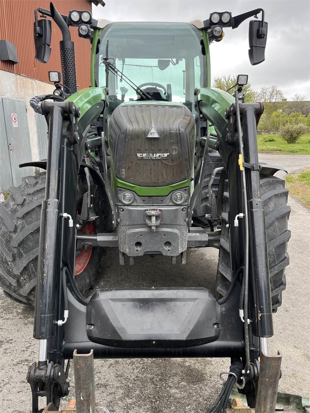 Fendt 312 VARIO S4+L Tractors