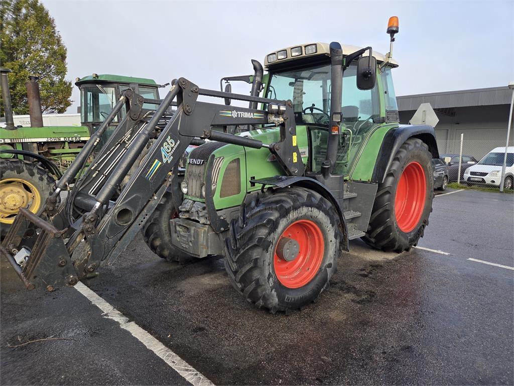 Fendt 411 VARIO Tractors