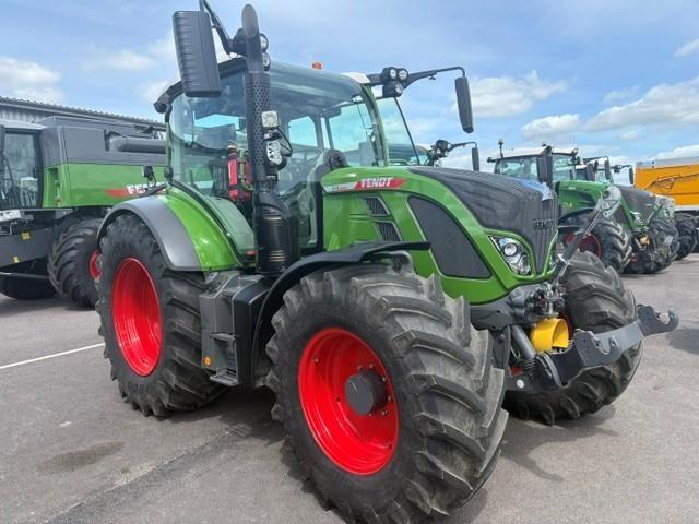 Fendt 516 Vario S4 Traktorer