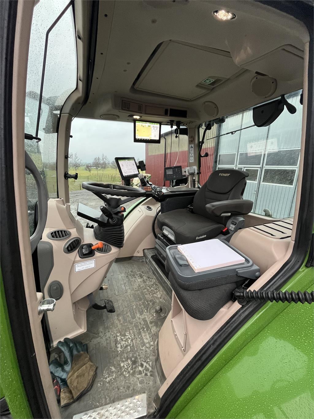 Fendt 724 VARIO GEN6 Tractors