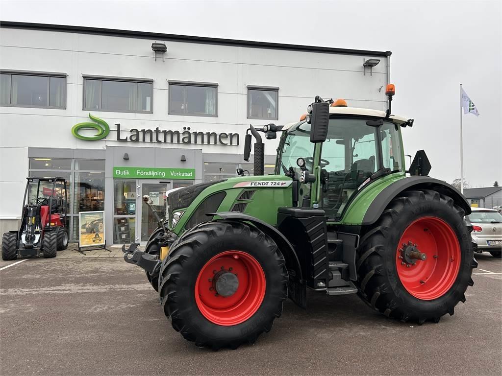 Fendt 724 VARIO SCR Tractors