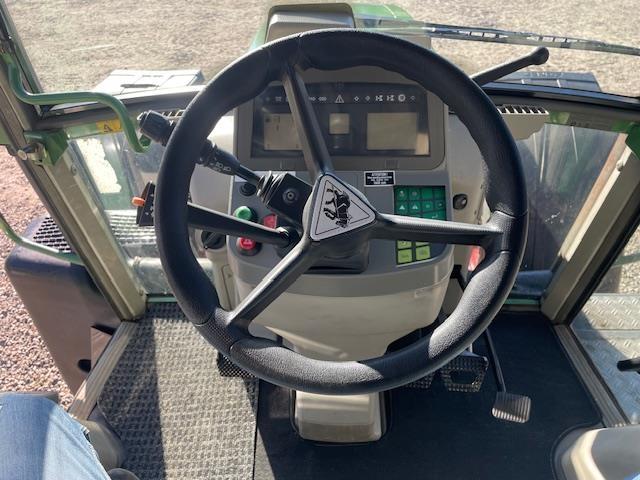 Fendt 818 VARIO Traktorer