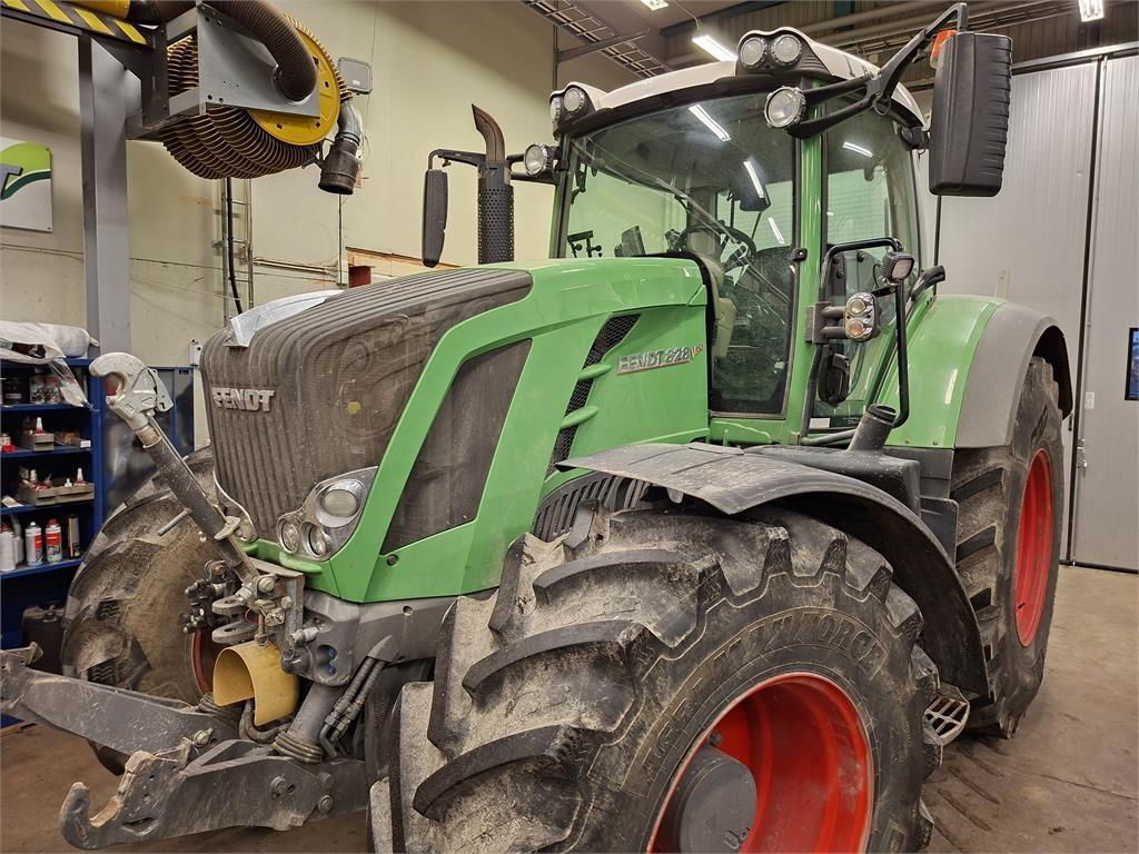 Fendt 828 VARIO+F+PTO Traktorer