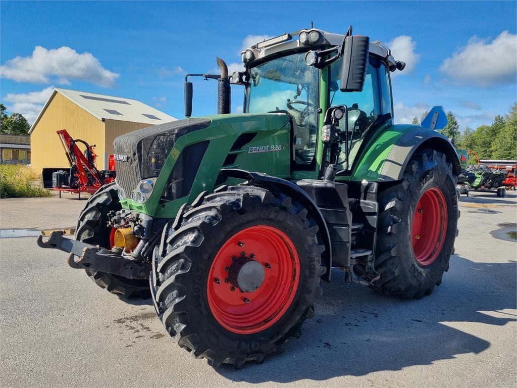 Fendt 828 VARIO PROFI Tractors