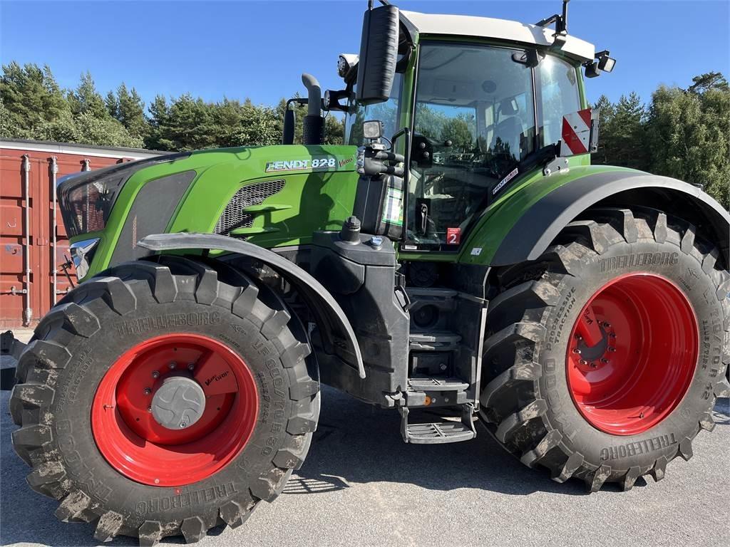 Fendt 828 VARIO S4 Tractors