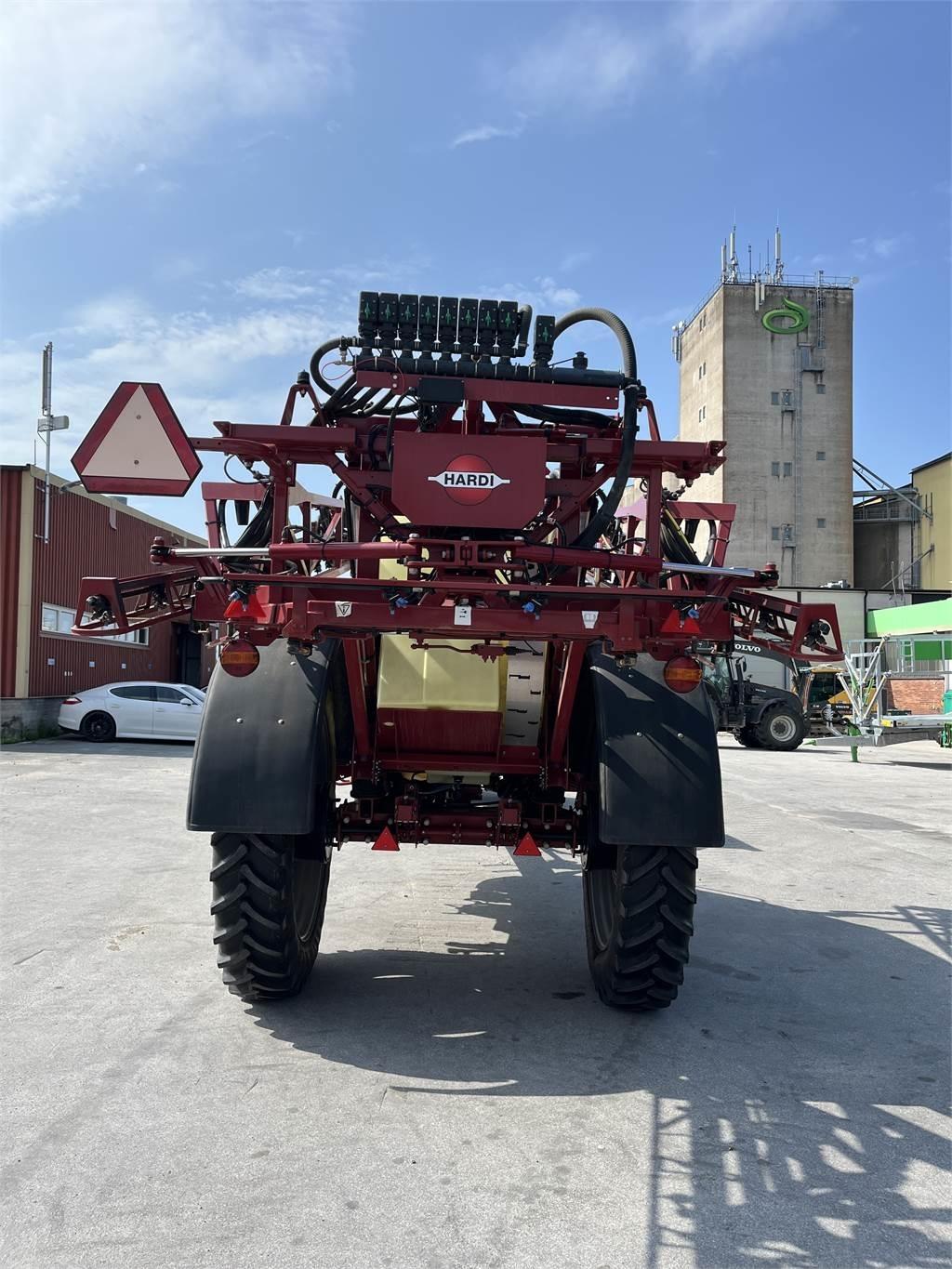 Hardi Navigator 6000 l Trailed sprayers