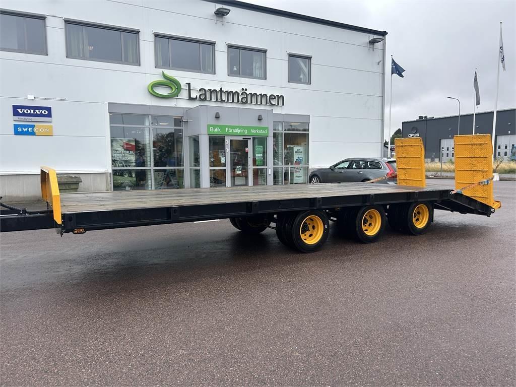 Humus Humus 12T Other trailers