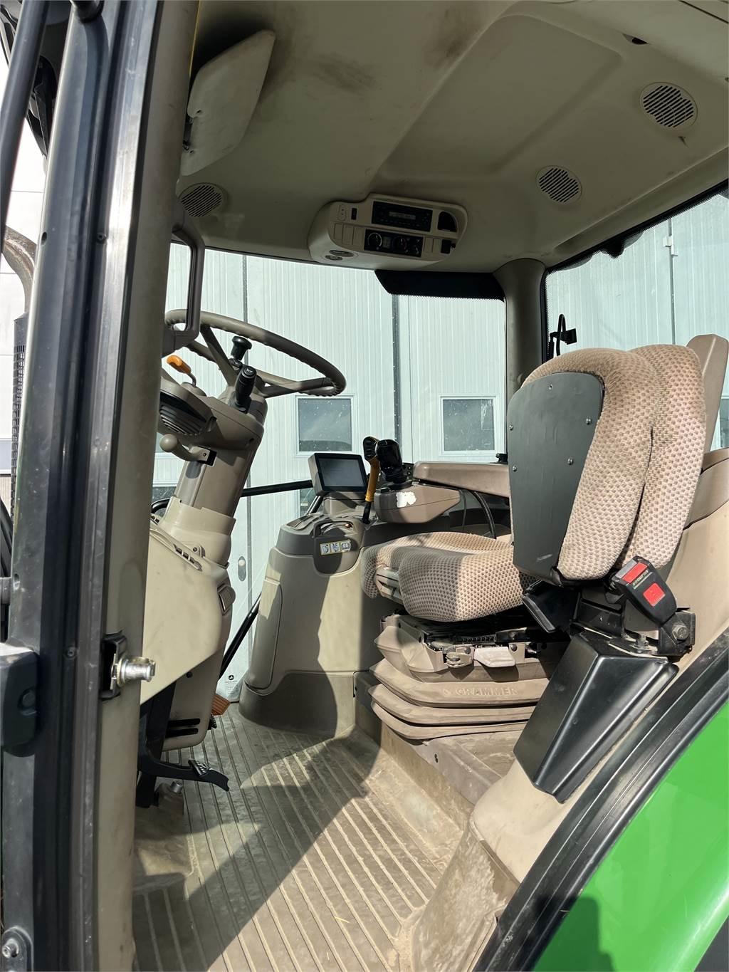 John Deere 6125R Tractors