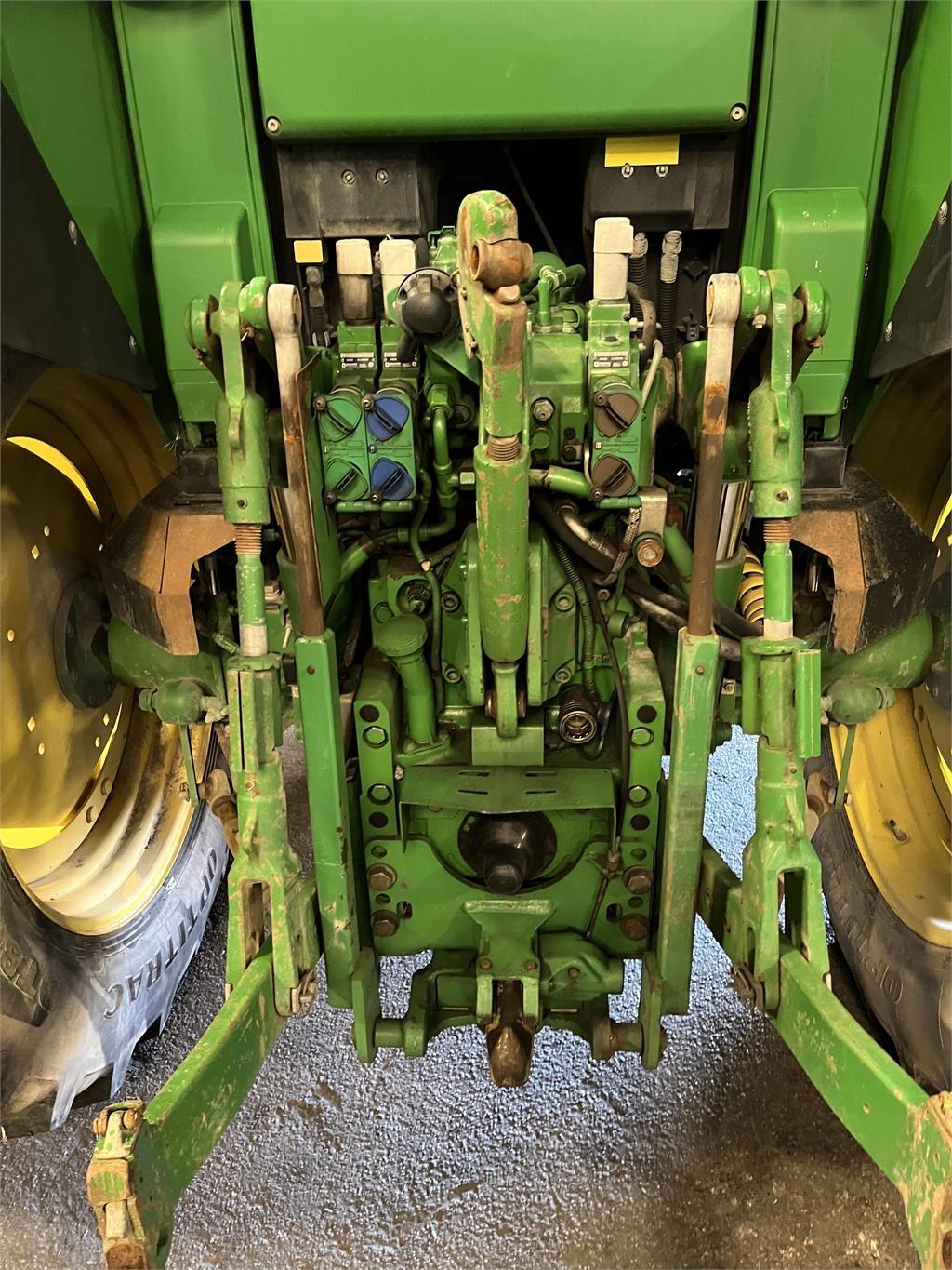 John Deere 6230 L Tractors