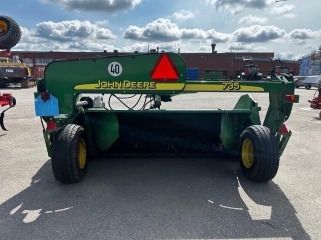 John Deere 735 Mowers