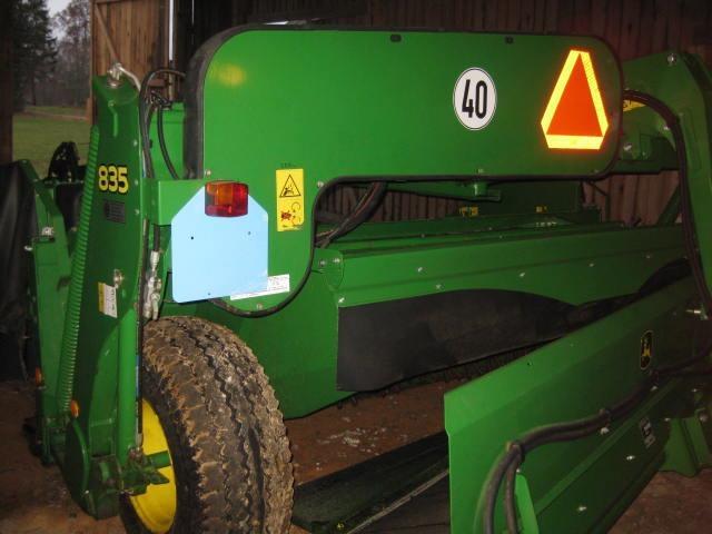 John Deere 835 MED MATTA Slåttermaskiner