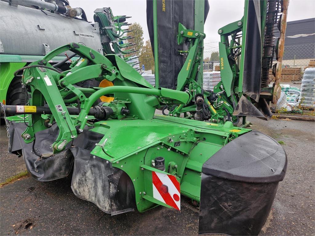 John Deere F350 + R950 Mowers
