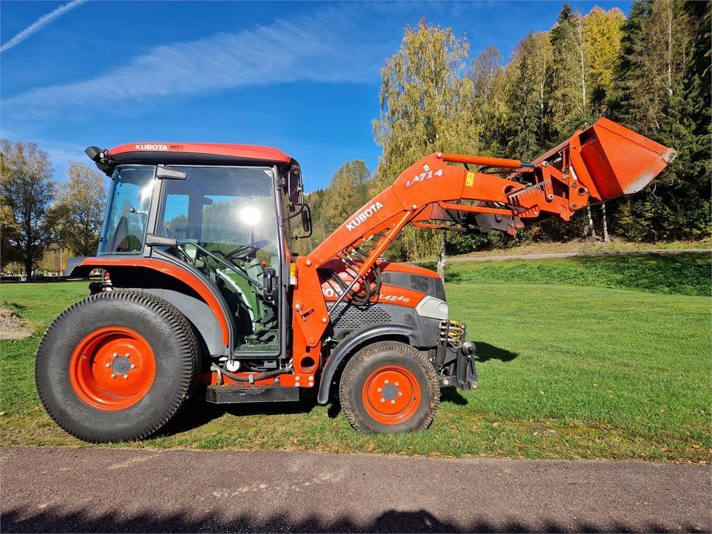 Kubota 4240 MED REDSKAP. Tractors