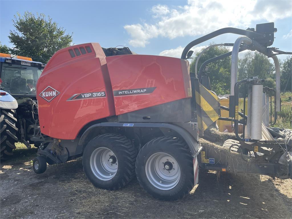 Kuhn VBP 3165 OC Rundbalspressar