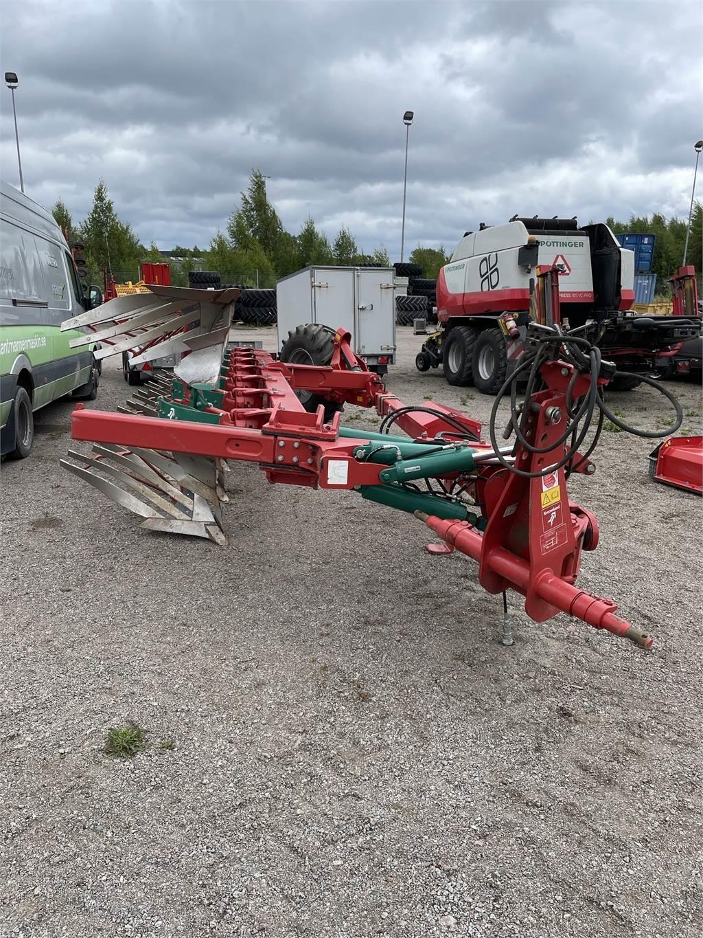 Kverneland PN100 7 SKÄR ON-LAND Reversible ploughs