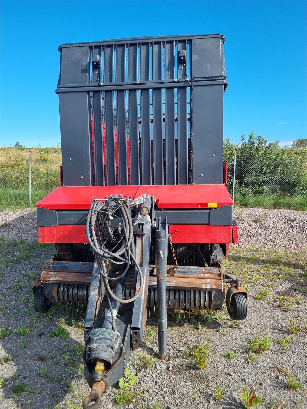Kverneland Taarup KVERNELAND 10055RSNITTVAGN Other forage harvesting equipment