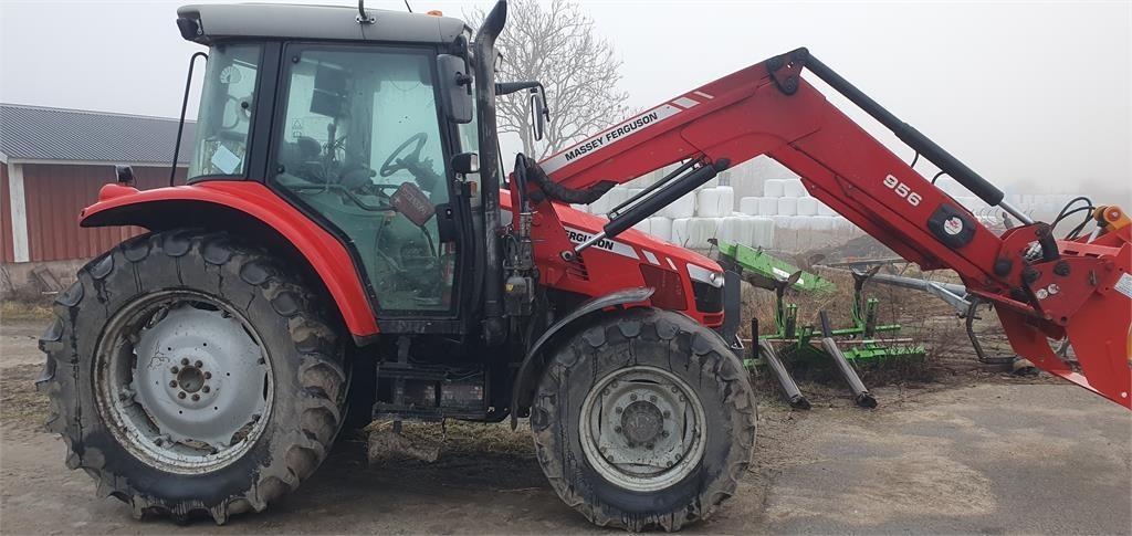 Massey Ferguson 6455 DYNA-6+L Traktorer