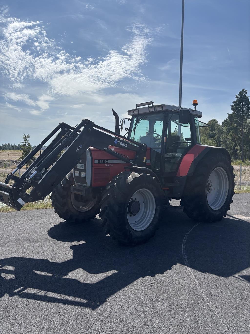 Massey Ferguson 8120 L Traktorer
