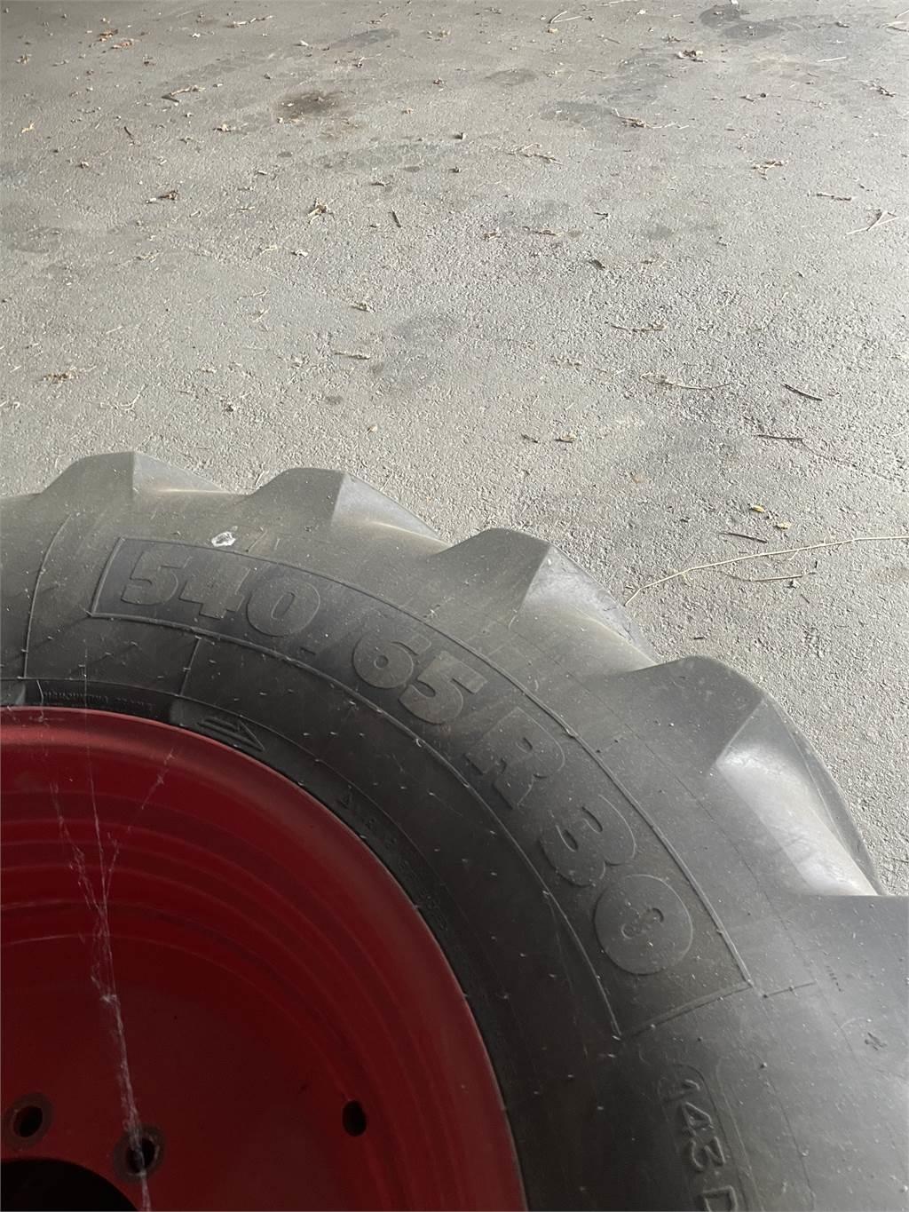 Michelin MULTIBIB FENDT 724 Tyres, wheels and rims