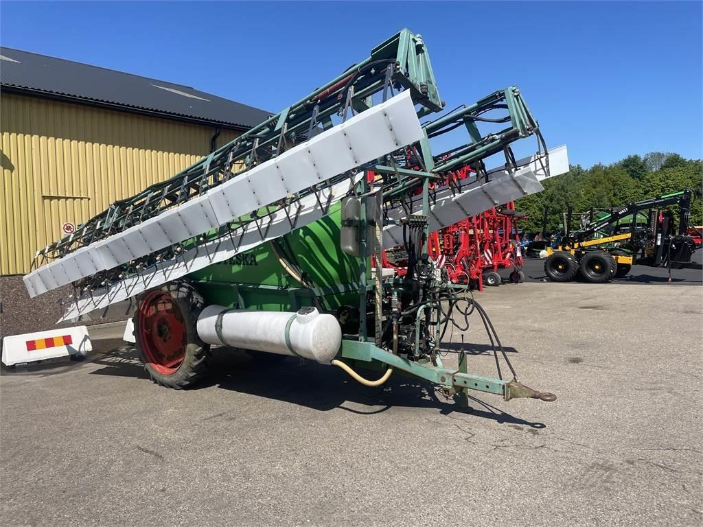 Moteska 2500 LIT 24 MTR Trailed sprayers