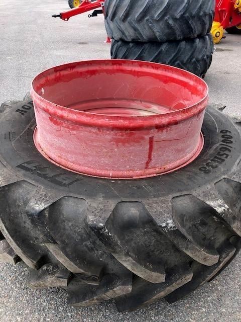 NDI DUBBELMONTAGE BKT 600/65-38 Tyres, wheels and rims