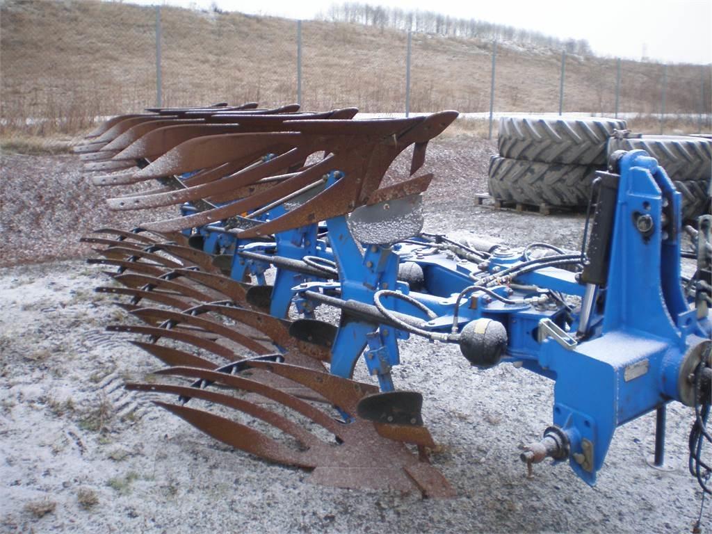 New Holland PV H Reversible ploughs