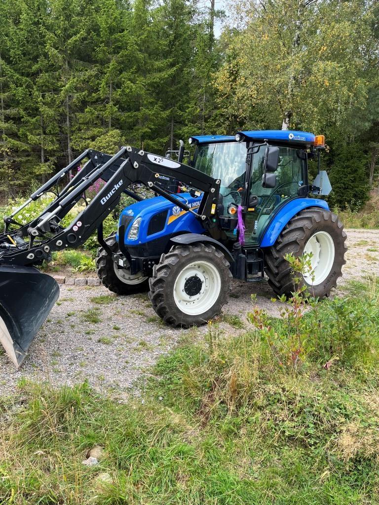 New Holland T4.75S+L Tractors