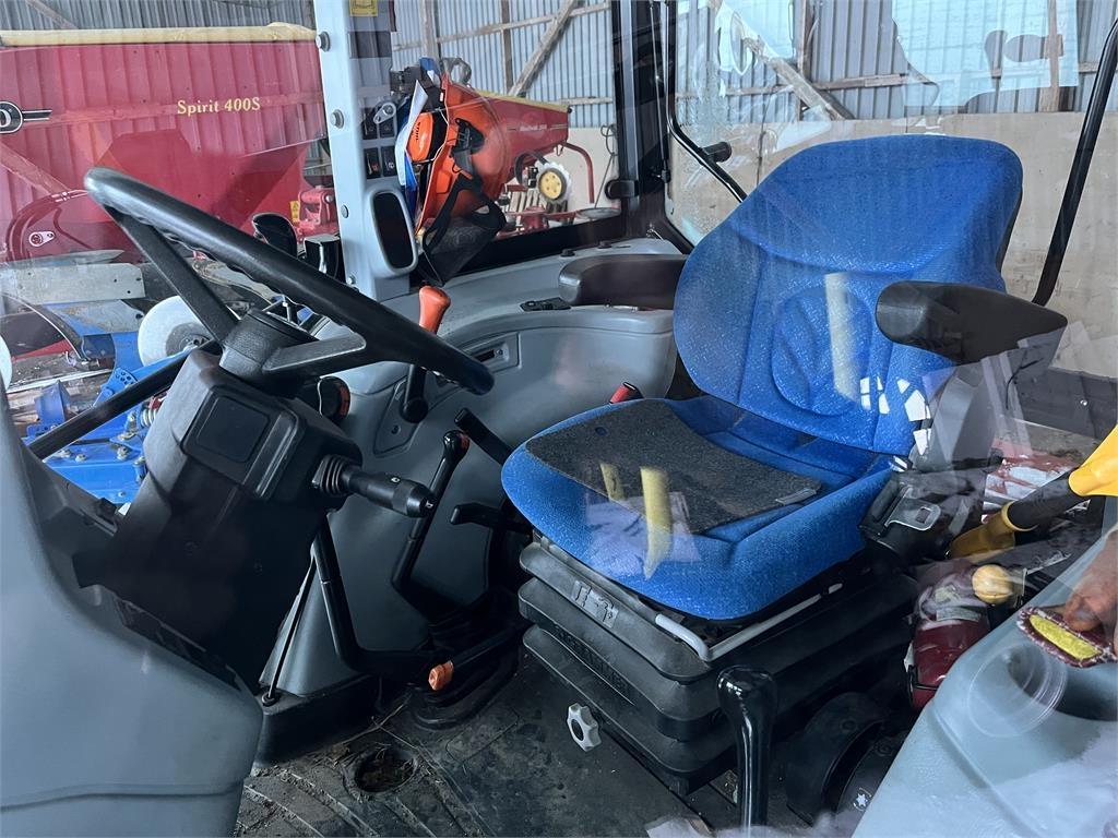 New Holland T5030 +L Traktorer