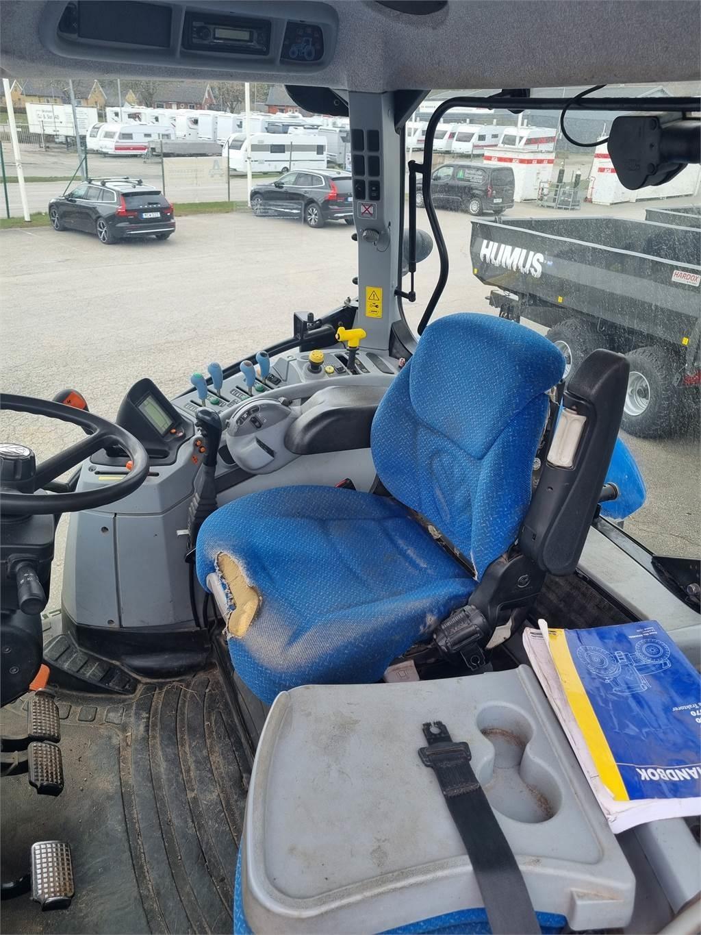 New Holland T6070+L Tractors