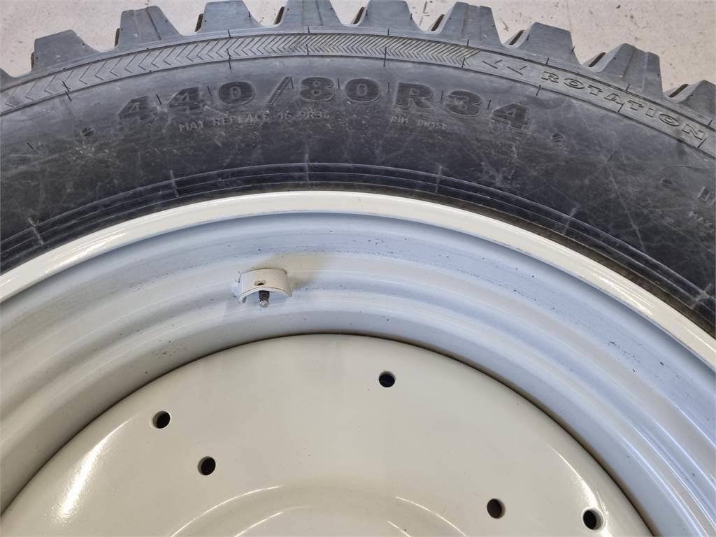 Nokian 440/80 R34 SAMT 360/80 R24 Tyres, wheels and rims