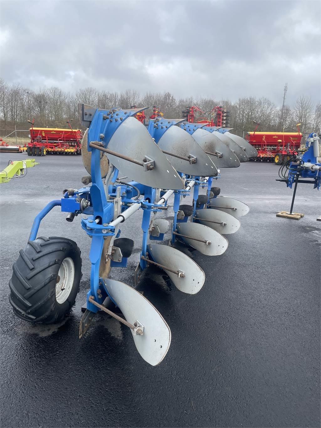 Överum VFCX 5975 Reversible ploughs