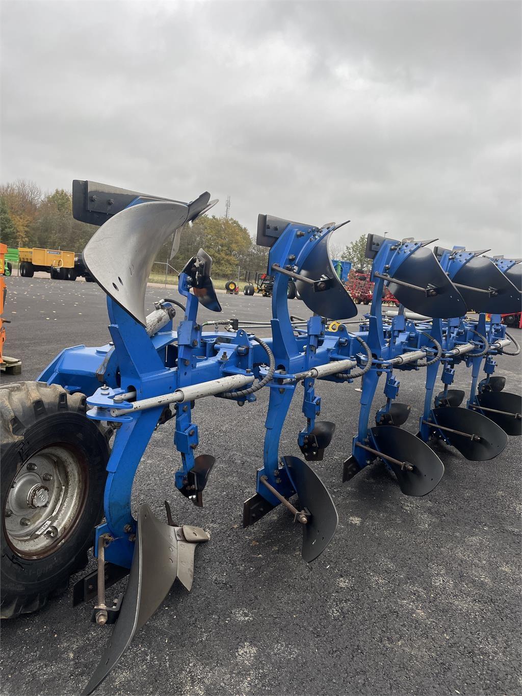Överum VFEX 5975 H-XL-KFJ Reversible ploughs