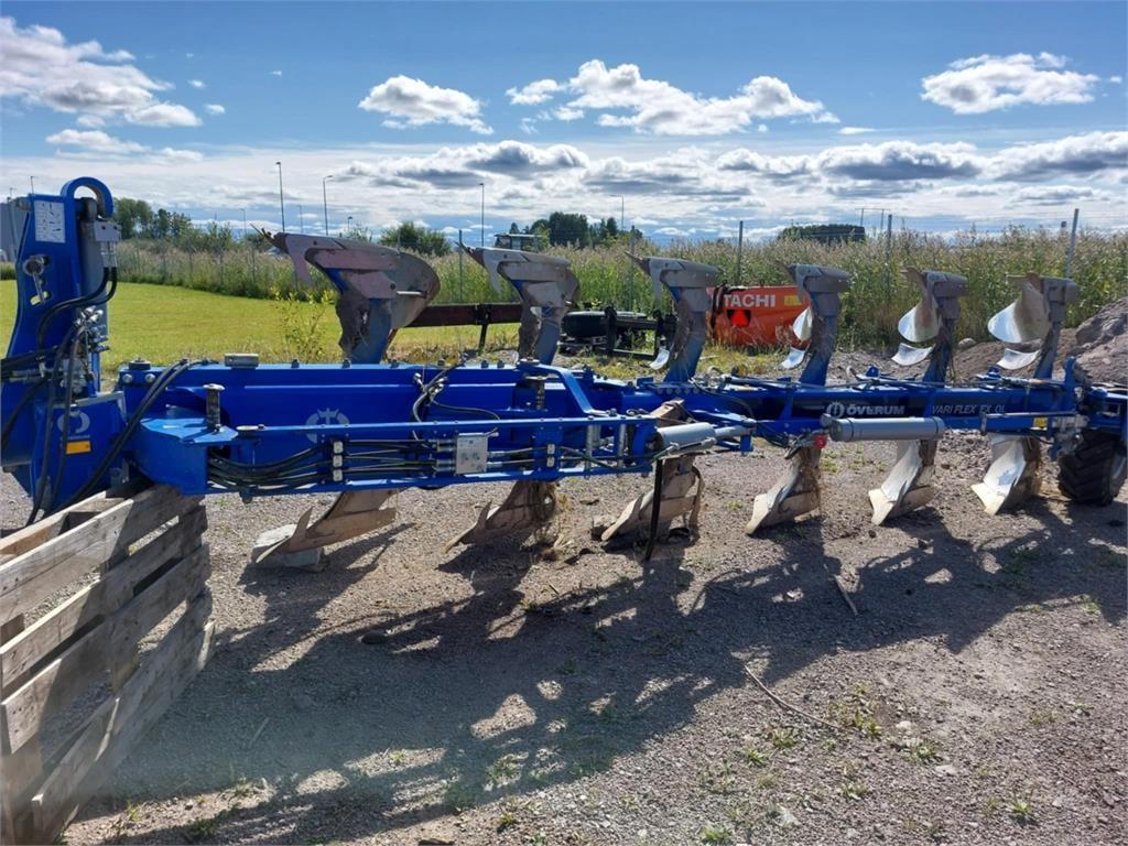 Överum VFEXOL-H6 ONLAND Reversible ploughs