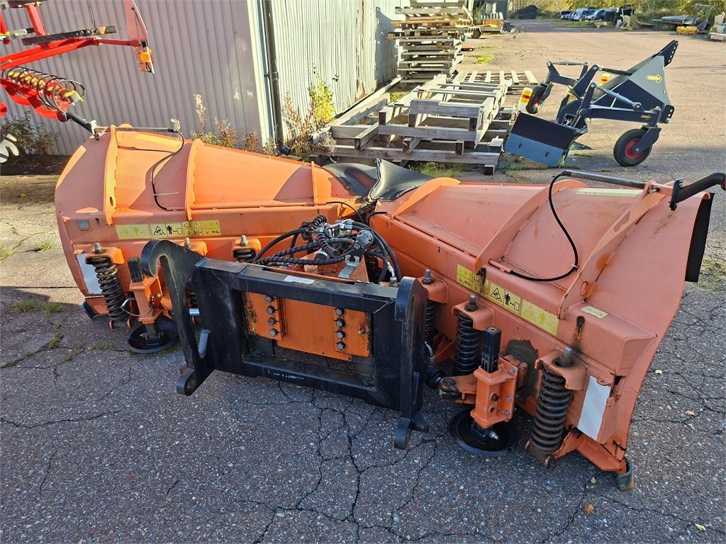Pronar PUV3300M Snow blades and plows