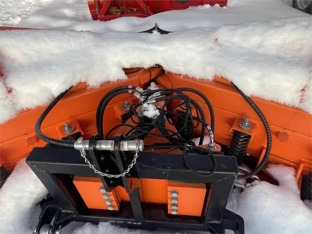 Pronar VIKPLOG PUV-3600HD Snow blades and plows
