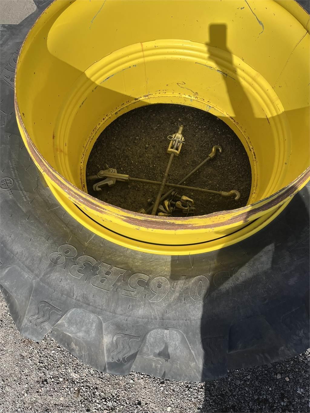 Trelleborg DUBBELMONTAGE 650/65-38 Tyres, wheels and rims