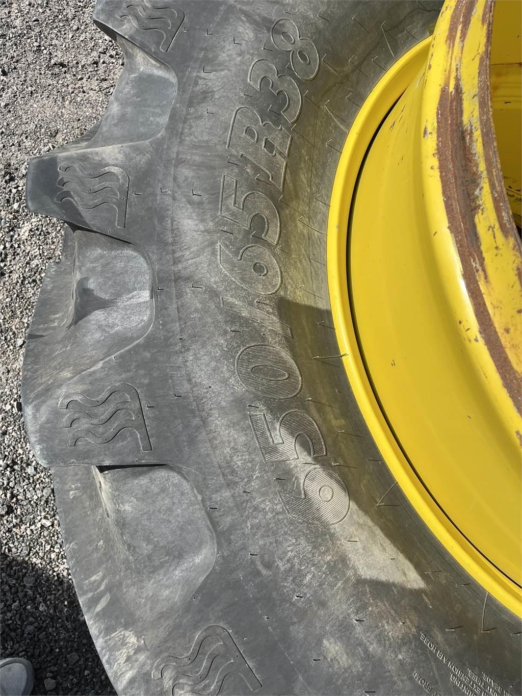Trelleborg DUBBELMONTAGE 650/65-38 Tyres, wheels and rims