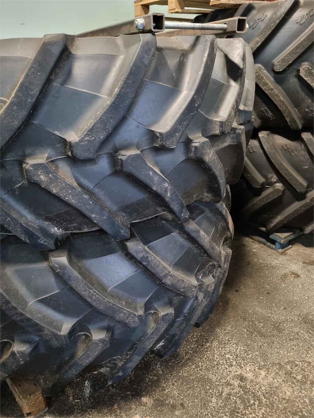Trelleborg FENDT TM800 4ST Tyres, wheels and rims
