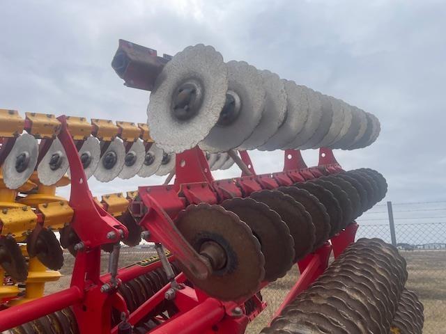 Väderstad CR 820 Disc harrows