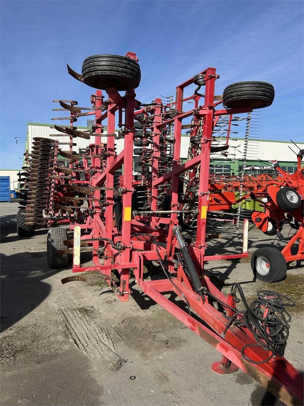 Väderstad CULTUS 24P Harrows