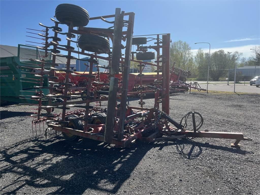 Väderstad NZ Harrows