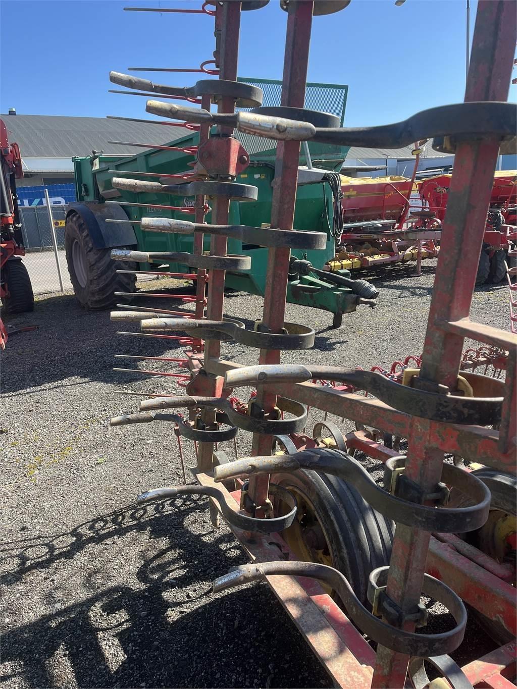 Väderstad NZ Harrows