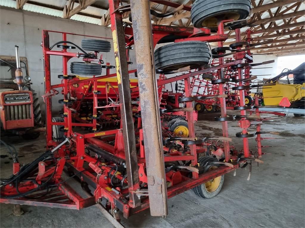 Väderstad NZ 6,6M Harrows