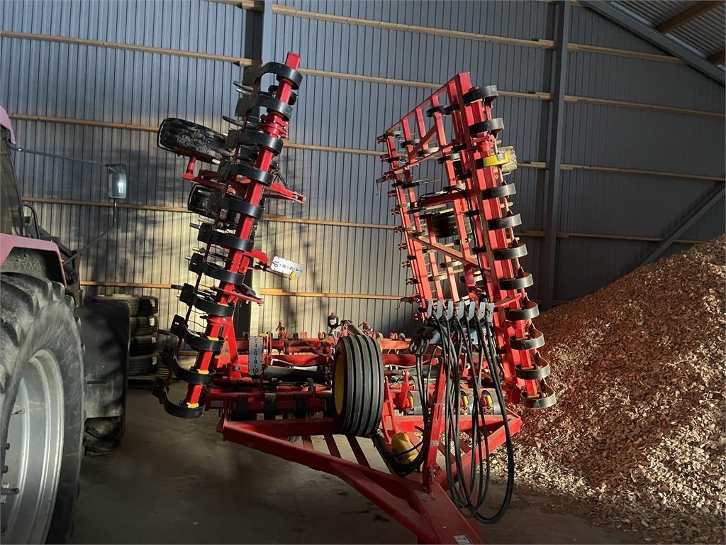 Väderstad NZA800 Harvar