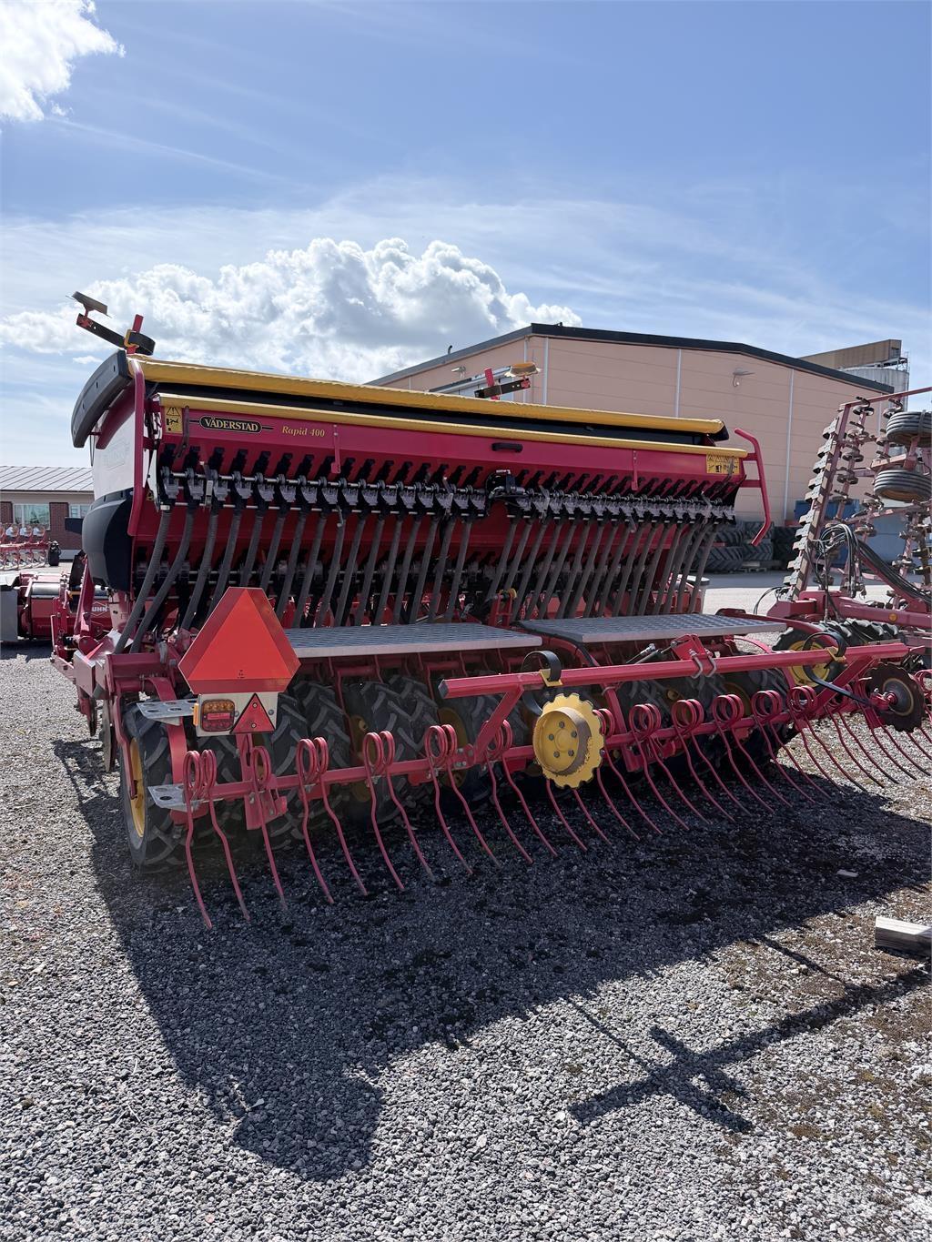 Väderstad RAPID 400 C Drills