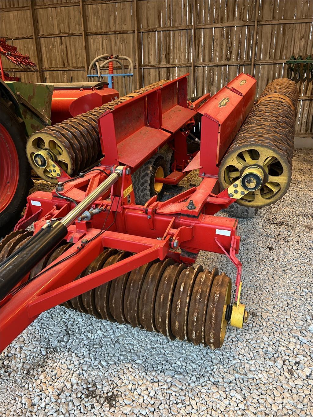 Väderstad REXIUS Övriga maskiner för jordbearbetning