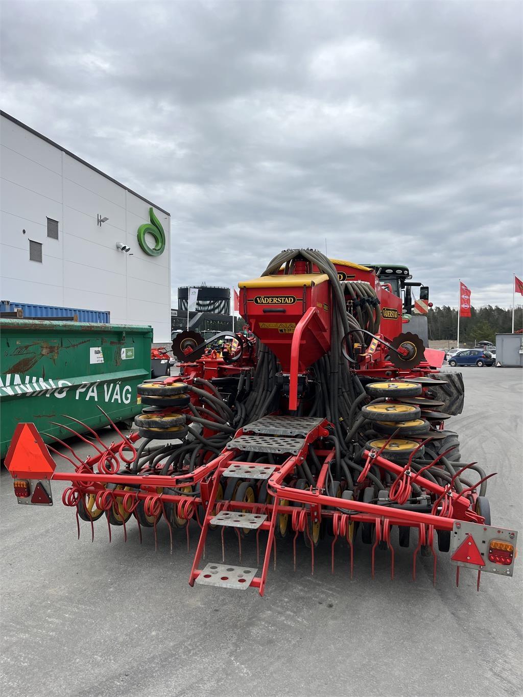 Väderstad SPIRIT 400 C FIX Såmaskiner