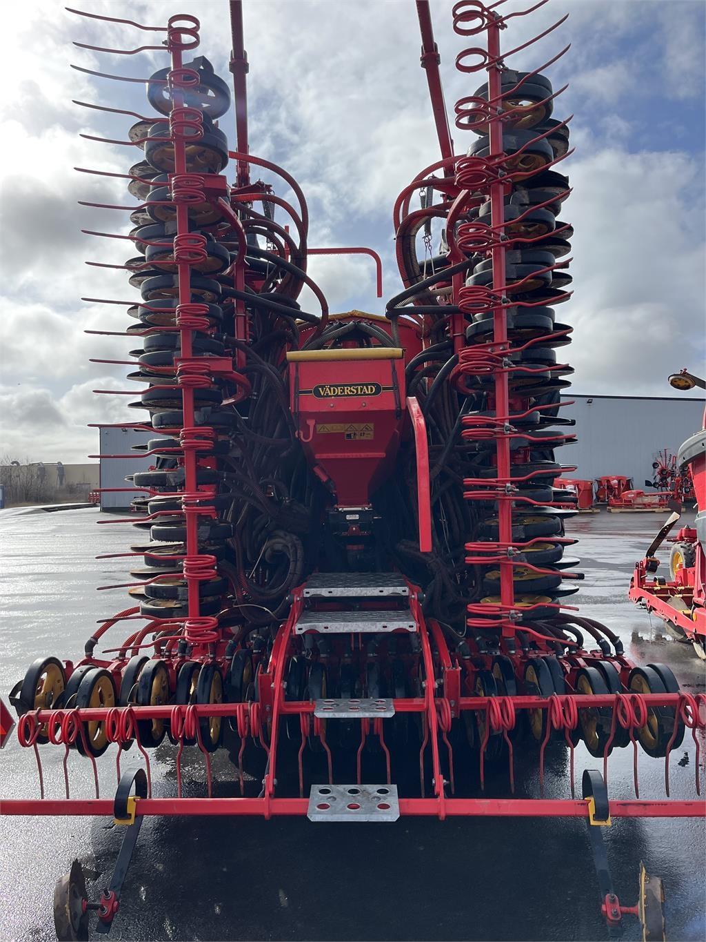 Väderstad SPIRIT ST 800C Såmaskiner