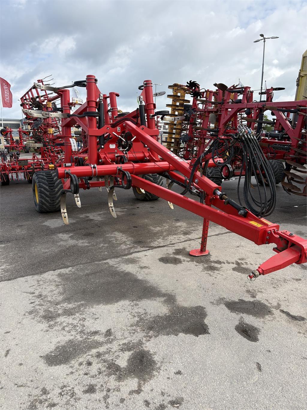 Väderstad SWIFT 400 Harvar